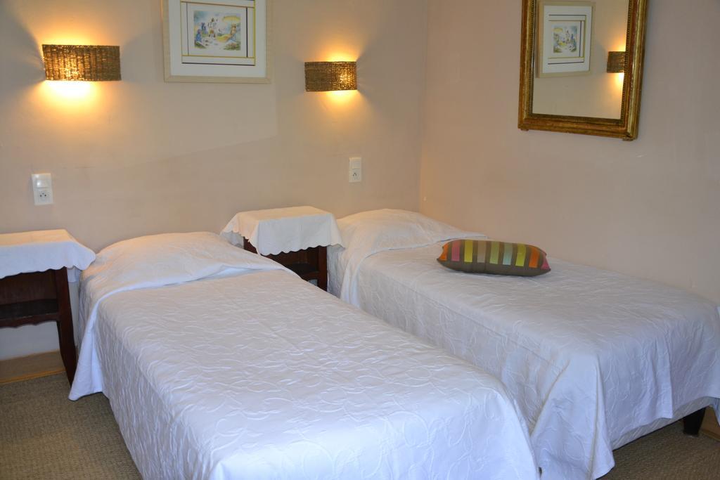 Hotellerie De L'Esplanade Rians  الغرفة الصورة